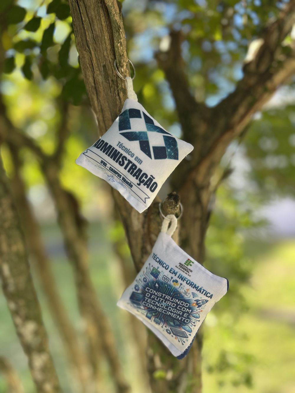 Chaveiros almofadinha personalizados